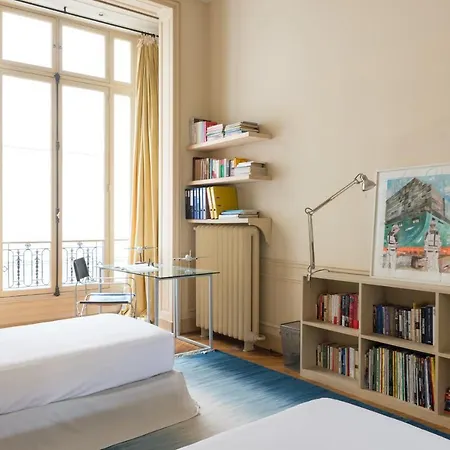 Place Henri Bergson By Onefinestay