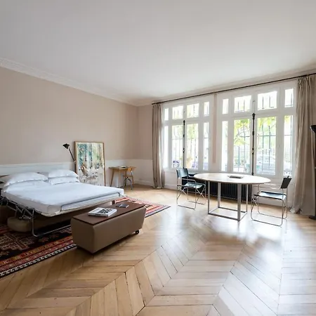 Place Henri Bergson By Onefinestay Διαμέρισμα Παρίσι
