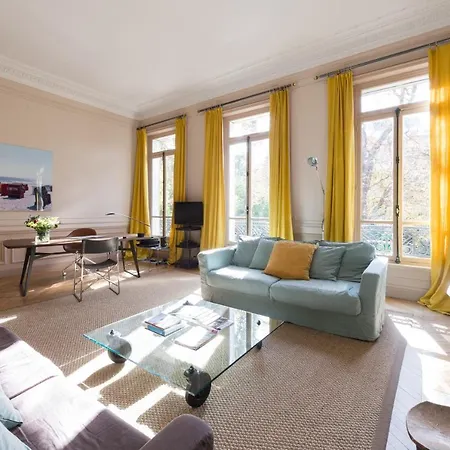 Place Henri Bergson By Onefinestay *