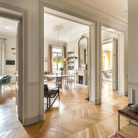 Place Henri Bergson By Onefinestay *